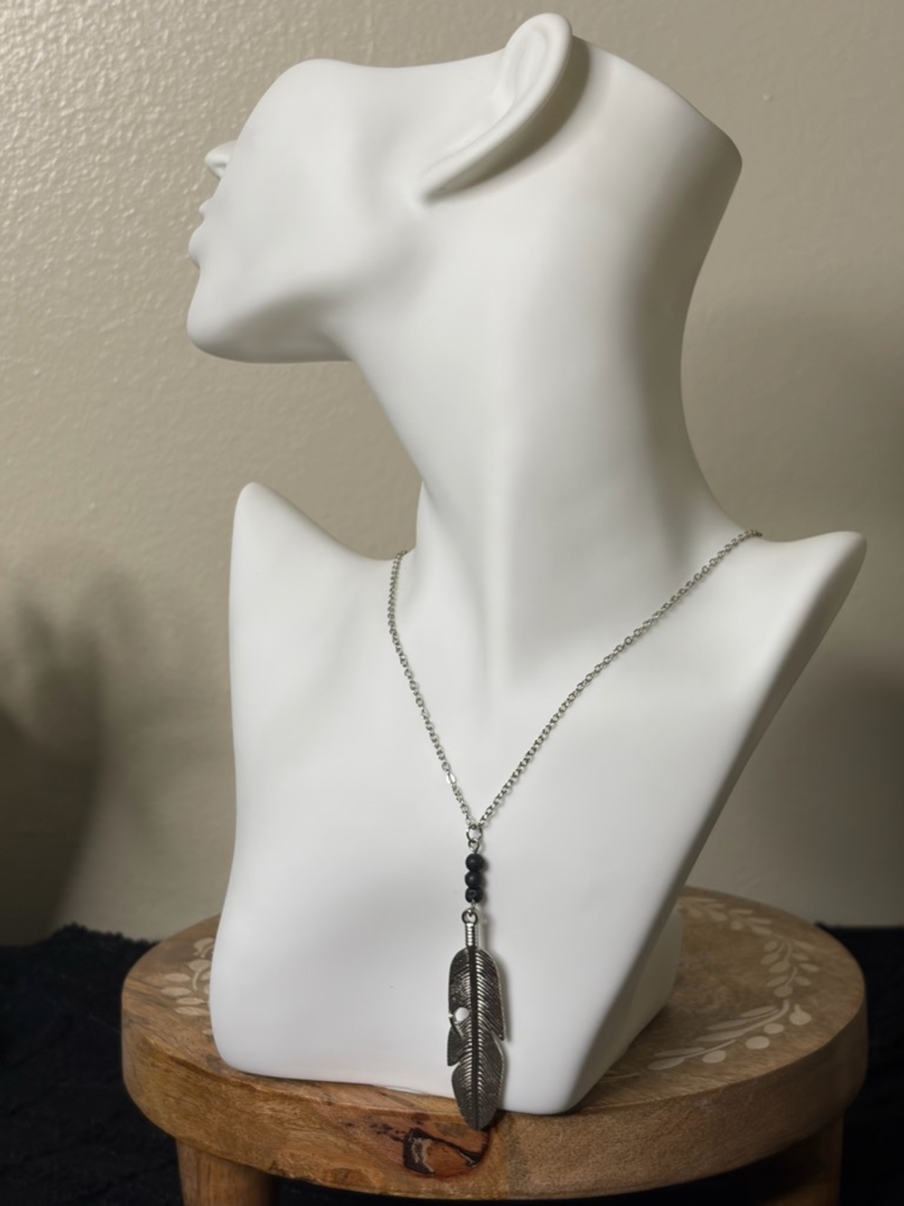 Feather Pendant Necklace Silver Black Beaded Chain Boho Nature Minimalist